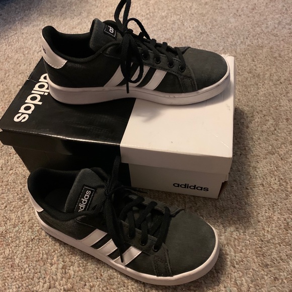 2 Like New Adidas - Picture 2 of 11